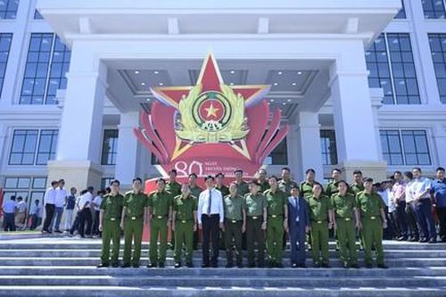 Khánh thành và gắn biển công trình Trụ sở Cơ quan Cảnh sát điều tra Bộ Công an