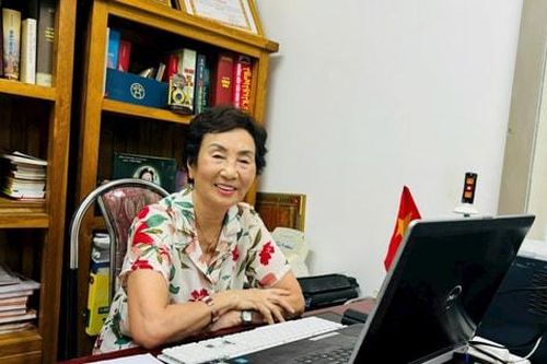 Cần nhấn mạnh vai trò của cán bộ, bảo đảm có tài, đức, gần dân, được nhân dân tin cậy
