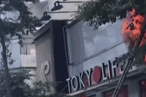 Hà Nội: Cháy cửa hàng thời trang trên phố Phạm Ngọc Thạch