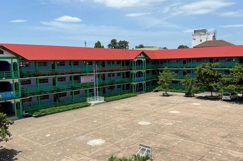 Ngôi trường đặc biệt giữa Thủ đô Vientiane