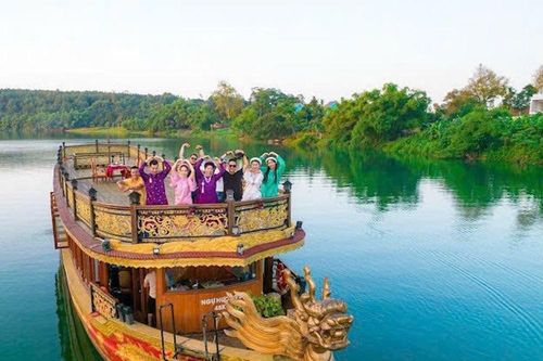 Bài 1: Hồi sinh di sản – Câu chuyện từ làng quê tới phố thị