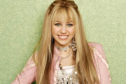 Ca khúc 'Wrecking Ball' của Miley Cyrus: Thoát khỏi cái mác Hannah Montana