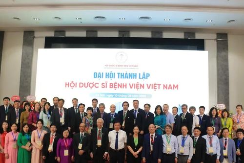 Đại hội thành lập Hội Dược sĩ bệnh viện Việt Nam