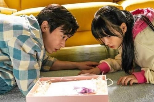 'My daughter is a zombie' thổi luồng sinh khí mới vào phòng vé mùa Hè ở Hàn Quốc