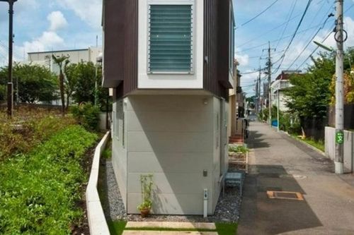 Giá bất động sản cao ngất ngưởng, người dân Tokyo (Nhật Bản) chọn mua 'nhà bút chì'