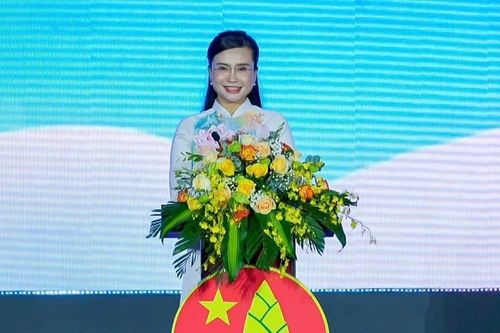 Lời ca, tiếng hát của thiếu nhi Việt Nam hòa nhịp vào bản giao hưởng tình yêu Tổ quốc