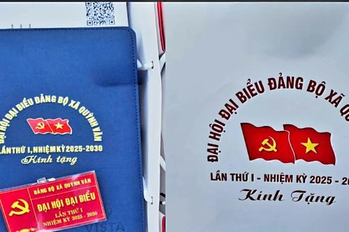 Bí thư xã nói gì khi tặng quà đại biểu dự Đại hội dù tỉnh đã có yêu cầu dừng