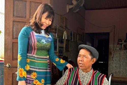 Người uy tín làm ngọn cờ đầu góp phần giữ bình yên cho biên giới ở Lâm Đồng