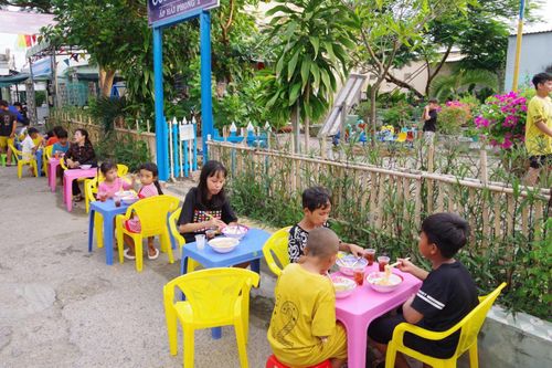 Lan tỏa ý nghĩa mô hình 'Mì gói 1.000 đồng - Kết nối yêu thương'
