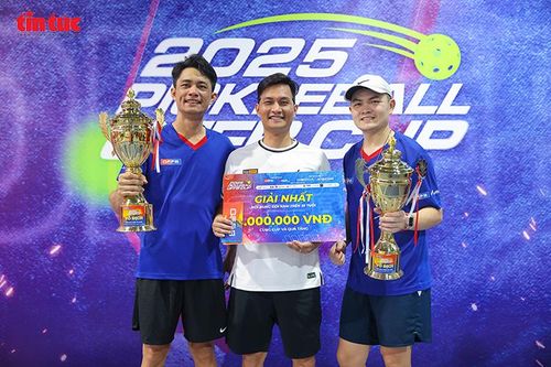 Công bố nhà vô địch giải Pickleball OFFB Cup 2025