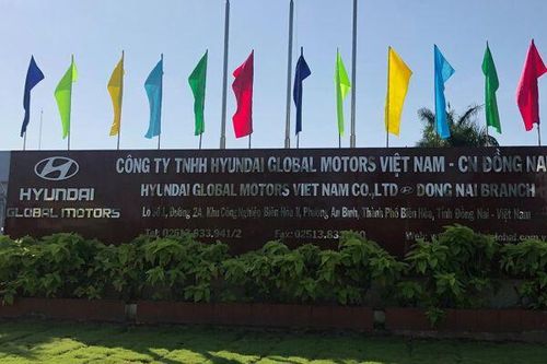 Tạm hoãn xuất cảnh 2 đại diện doanh nghiệp có vốn nước ngoài do nợ thuế