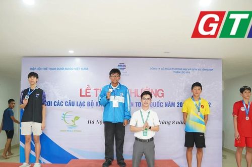 Nam sinh Gia Lai giành 3 huy chương vàng, 1 huy chương bạc tại giải bơi toàn quốc