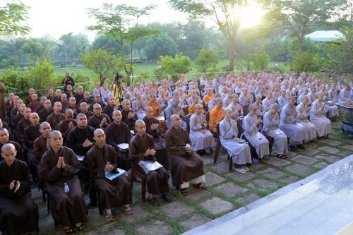 Gần 240 Tăng Ni tham dự thi tuyển sinh vào Học viện Phật giáo VN tại TP.HCM khóa XX