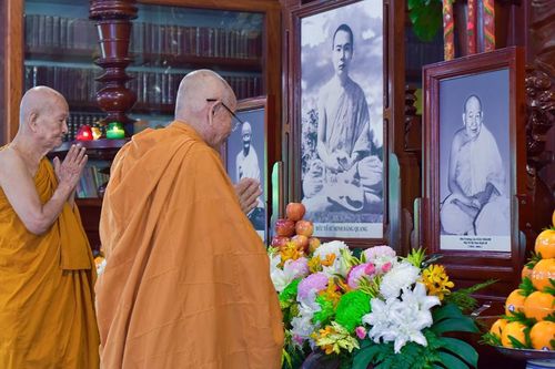 Lễ tưởng niệm Trưởng lão nhị Tổ Giác Chánh - hệ phái Khất sĩ tại tổ đình Minh Đăng Quang (Vĩnh Long)