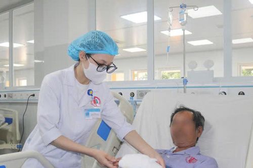 Nguy kịch vì chủ quan với vết xước nhỏ: Cảnh báo vi khuẩn 'ăn thịt người'