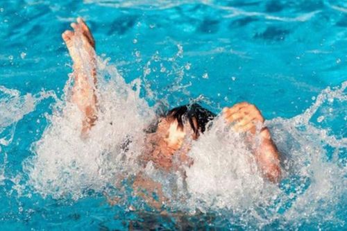Sơ cấp cứu trẻ bị đuối nước: Hiểu đúng để thực hiện kịp thời