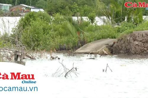 Cần sớm khắc phục sạt lở để kịp năm học mới