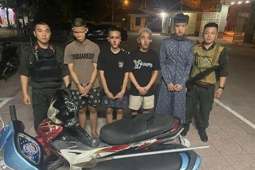 Kịp thời chặn nhóm thanh thiếu niên mang hung khí đi giải quyết mâu thuẫn