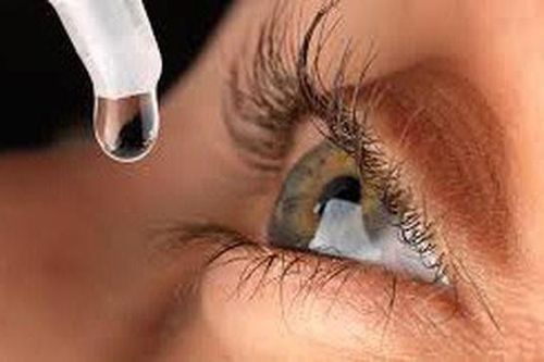 Mờ, khô và mỏi mắt, nên chọn thuốc nhỏ mắt như thế nào?