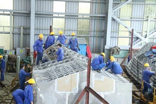 Phát huy nội lực, xây dựng công nghiệp quốc phòng lưỡng dụng, hiện đại