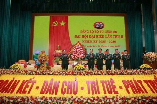 Xây dựng lực lượng tác chiến trên không gian mạng tinh nhuệ, chuyên sâu