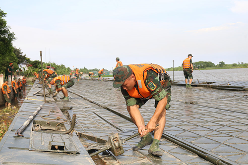 Thi đua thực chất, sát nhiệm vụ