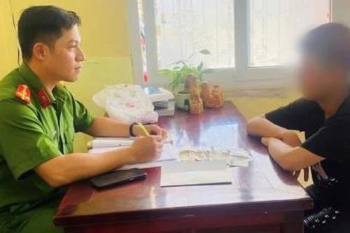 Bốn lần nhập nha một nhà