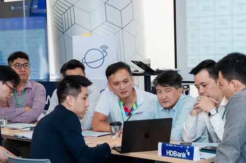 GenAI Open Innovation Vietnam 2025 kết nối startup và doanh nghiệp