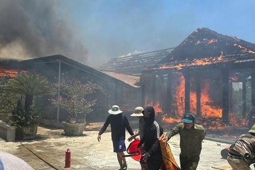 Hà Tĩnh: Vụ hỏa hoạn làm cháy 5 ngôi nhà gỗ có thể do chập điện