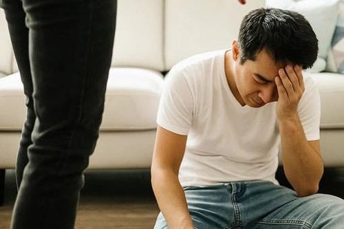 Xóa bỏ bạo lực gia đình đối với nam giới - Bài 1: Người trong cuộc cần 'cởi bỏ' định kiến