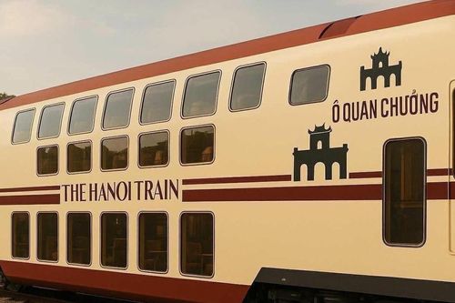 The Hanoi Train - đoàn tàu lần đầu xuất hiện ở Việt Nam chính thức lăn bánh từ 19/8