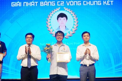 Chung kết Hội thi Tin học trẻ toàn quốc tại Huế