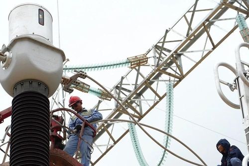 Cận cảnh đại công trình thu nguồn điện ở Tây Bắc dẫn về xuôi