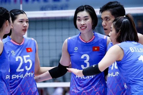 Tuyển bóng chuyền nữ Việt Nam đấu Tây Ban Nha trước giải thế giới