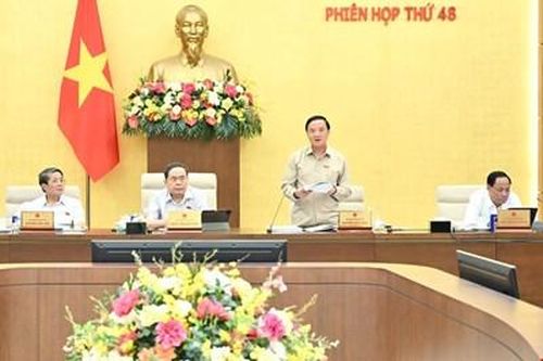 Ủy ban Thường vụ Quốc hội thống nhất quy định giao VKSND tối cao quản lý hoạt động tương trợ tư pháp về hình sự