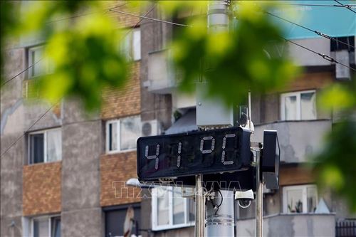 Romania ban bố báo động đỏ do nắng nóng kéo dài