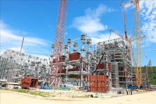 Đôn đốc tiến độ nhà thầu để Nhiệt điện Quảng Trạch I đốt dầu lần đầu dịp 19/8