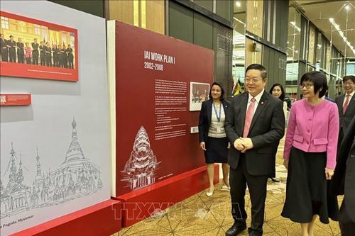 Hướng tới Cộng đồng ASEAN gắn kết và bao trùm