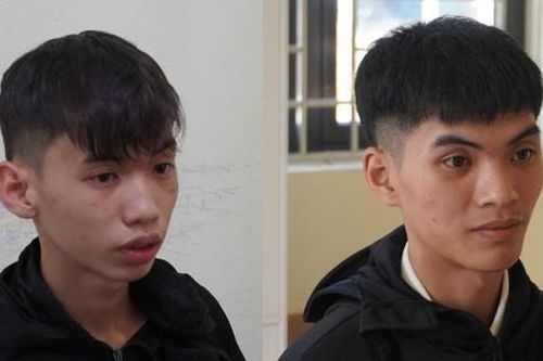 Lời khai của 2 kẻ tự xưng công an chặn xe người đi đường kiểm tra giấy tờ