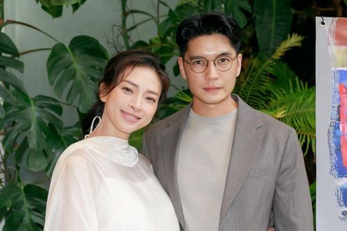 Ngô Thanh Vân dành hai từ cho chồng trẻ sau khi sinh con