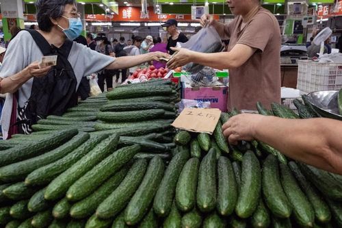 Giá cả ở Trung Quốc vẫn yếu, áp lực giảm phát dai dẳng