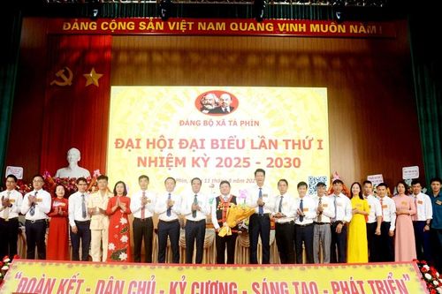 Xây dựng Tả Phìn phát triển toàn diện theo hướng xanh - hài hòa - bản sắc