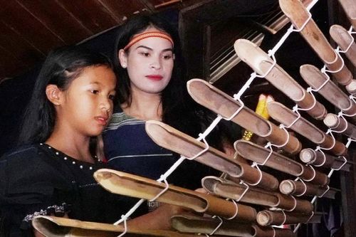 Thanh niên buôn Đồng Đò bảo tồn văn hóa bền vững