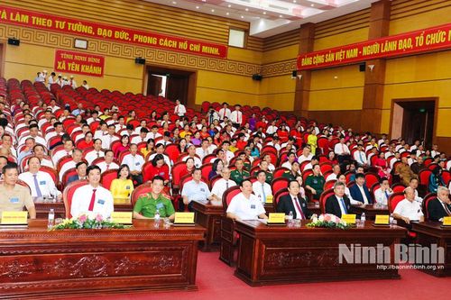 Đồng chí Chủ tịch UBND tỉnh Phạm Quang Ngọc dự và chỉ đạo Đại hội Đảng bộ xã Yên Khánh nhiệm kỳ 2025-2030