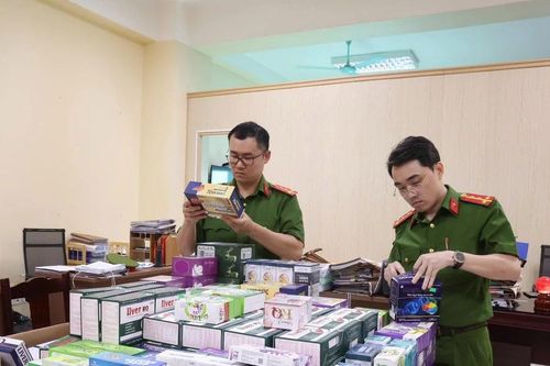 Phát hiện, thu giữ hàng triệu viên thực phẩm chức năng, thực phẩm bảo vệ sức khỏe giả