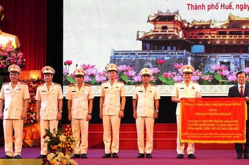 Phát huy truyền thống anh hùng, vững bước trong kỷ nguyên mới