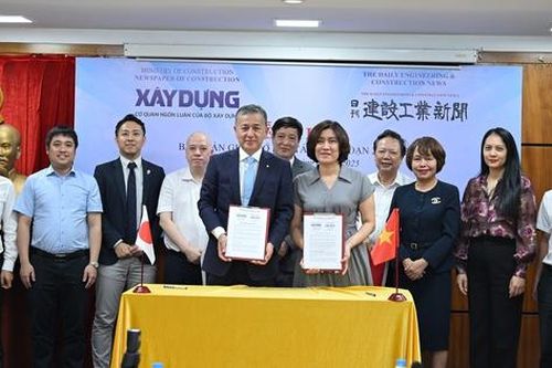 Báo Xây dựng và Báo Tin tức Kỹ thuật Xây dựng Nhật Bản ký ghi nhớ hợp tác