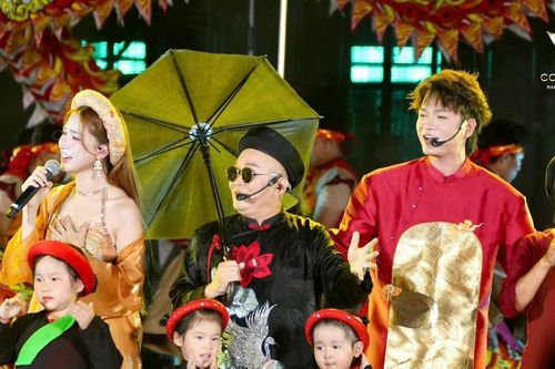 Từ sân khấu tới trái tim - chiến lược phát triển công nghiệp văn hóa