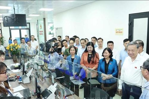 Hiện đại, liêm chính, tinh gọn và hướng tới người dân
