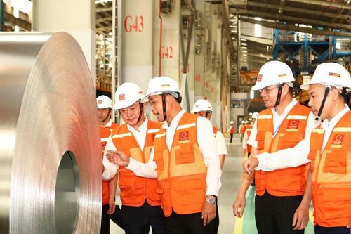 Tập đoàn Hoa Sen sản xuất thành công tôn siêu bền Hoa Sen Mag Shield